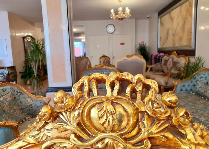 Hotel Royal