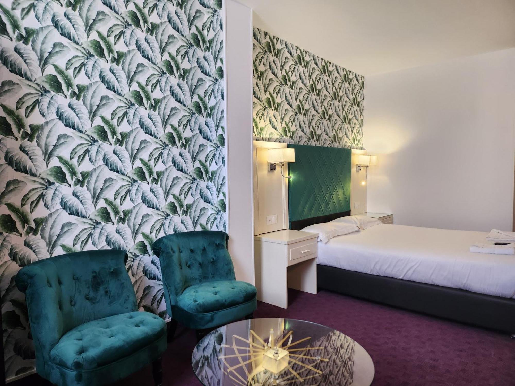 Royal Hotel Ivry-sur-Seine